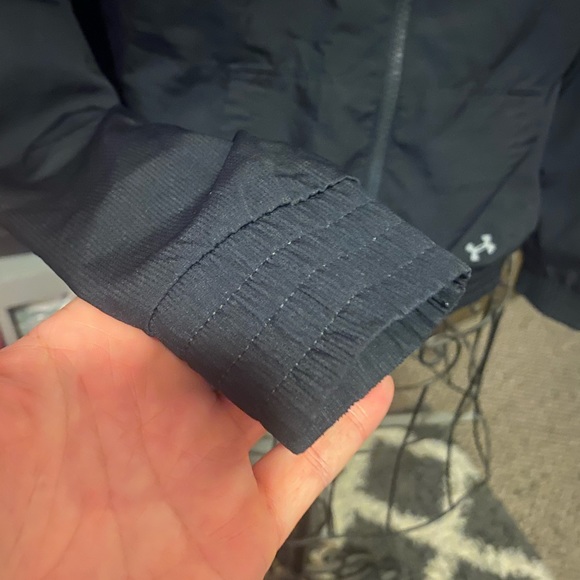 Woman’s Under Armour Jacket NWOT! light jacket - Picture 4 of 8